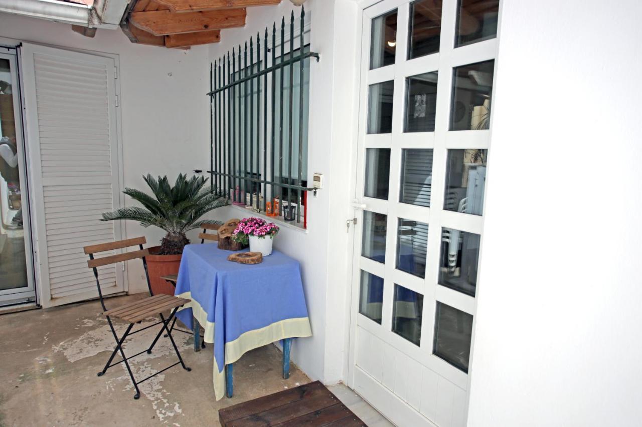 House Near The Athens Airport, Spata. Exterior photo
